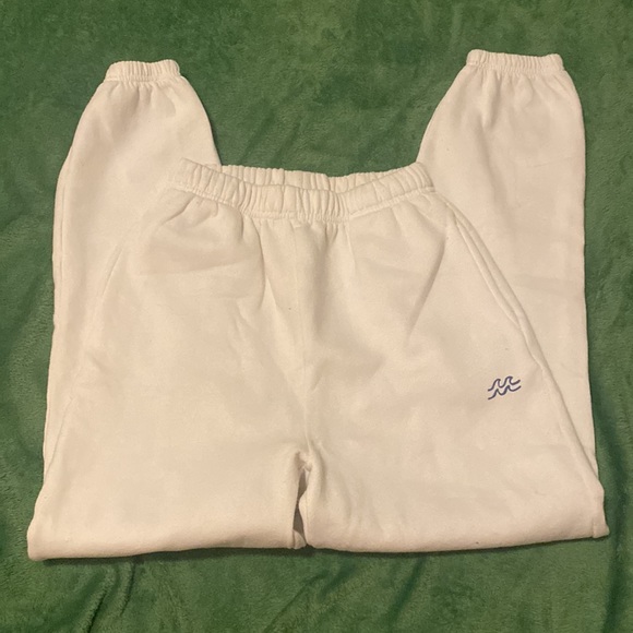 Billabong White Sweatpants - Picture 2 of 4